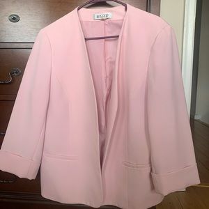 Kasper blazer color pink size 14